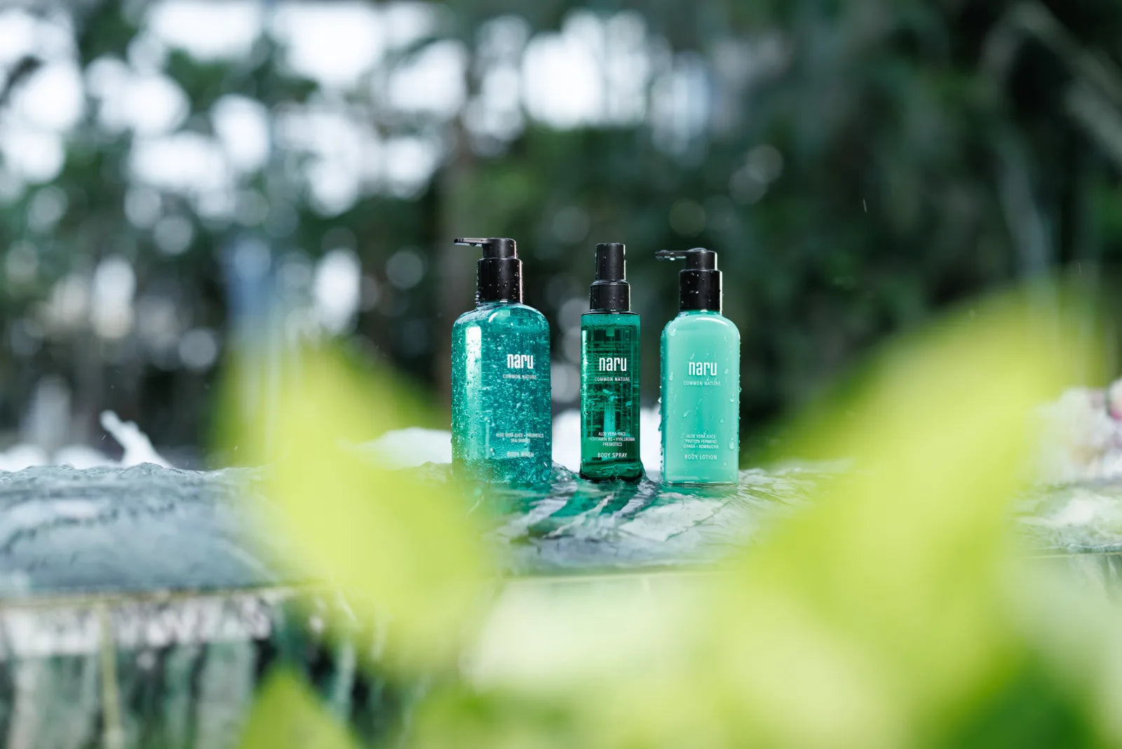 NARU Produkte am Wasser in der Therme